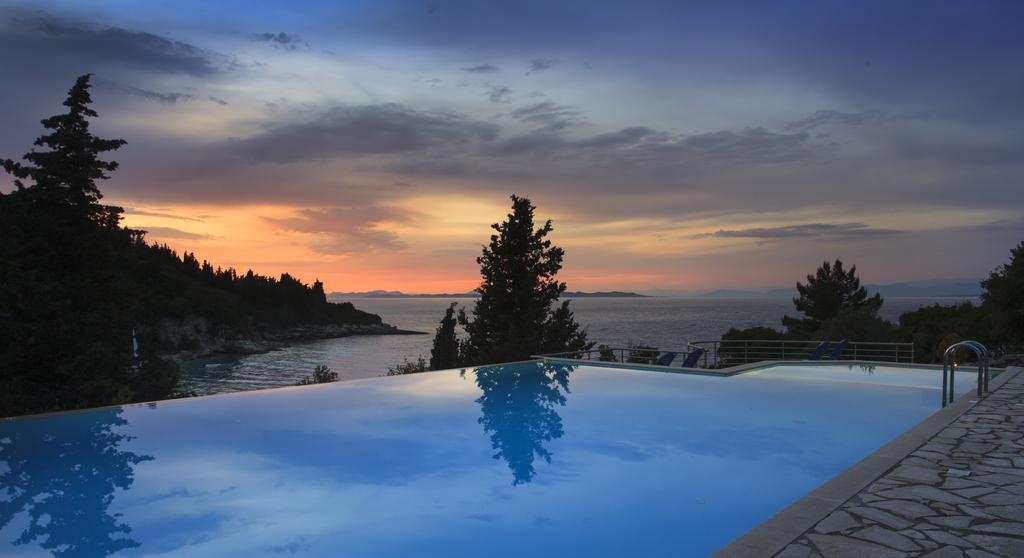 Glyfada Beach Villas Longós Екстериор снимка