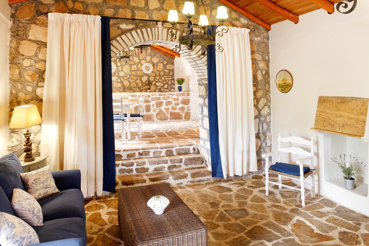 Glyfada Beach Villas Longós Екстериор снимка