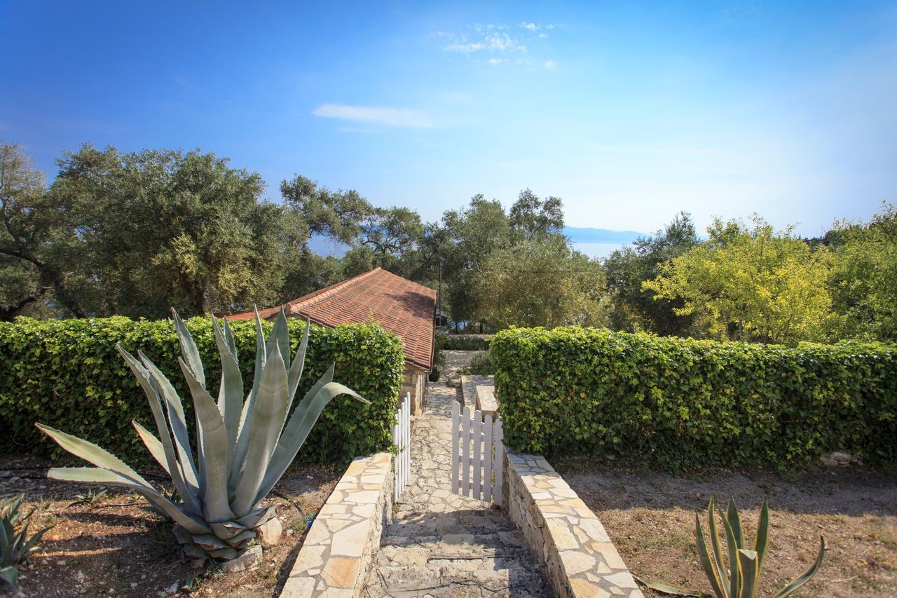 Glyfada Beach Villas Longós Екстериор снимка